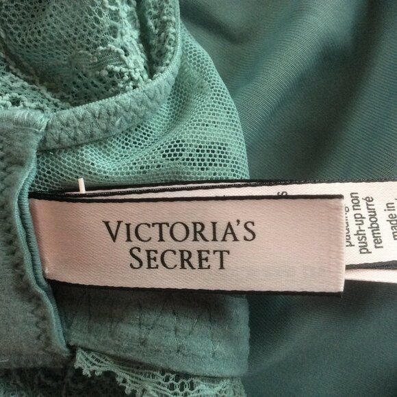 Victoria's Secret Push Up Without Padding Aqua Underwire Like New Bra Size 36DDD - Picture 3 of 7